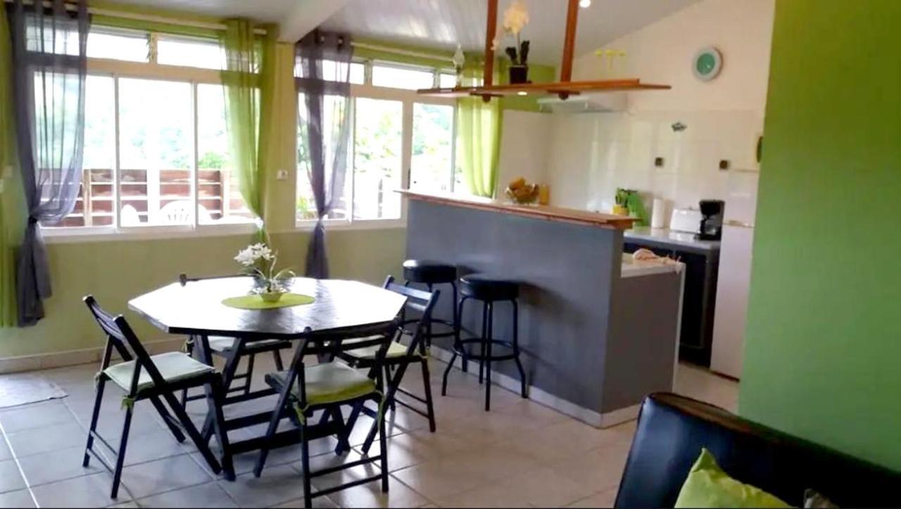 Maison Douce A Riviere-Salee Avec Vue Sur Jardin & Montagne Bagian luar foto